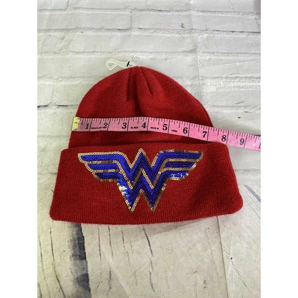 DC Comics Wonder Woman Sequin Logo Knit Cuff Beanie Hat Cap Adult Red